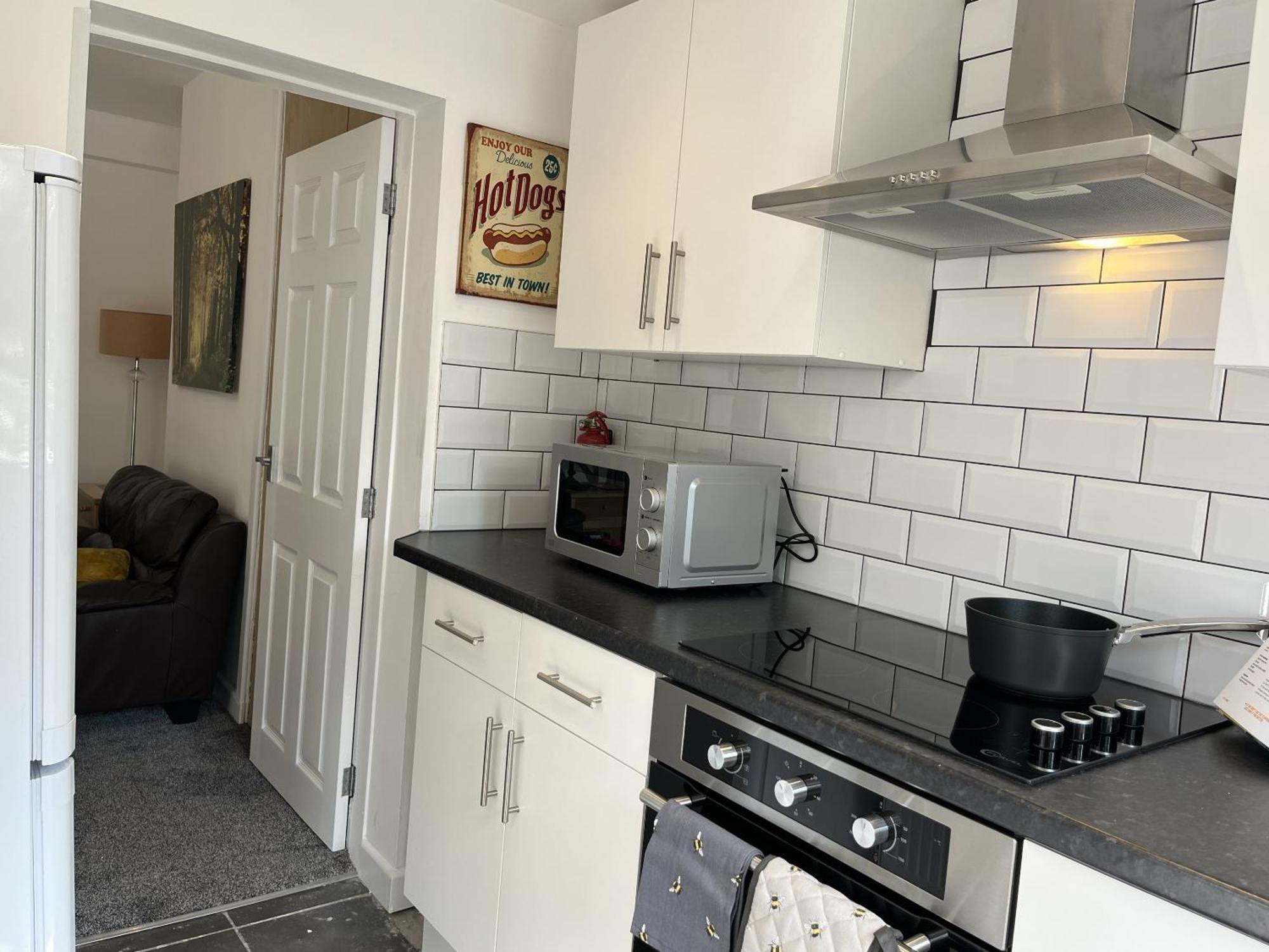 Modernised Central Wigan Townhouse Sleeps Up To 6 Екстер'єр фото