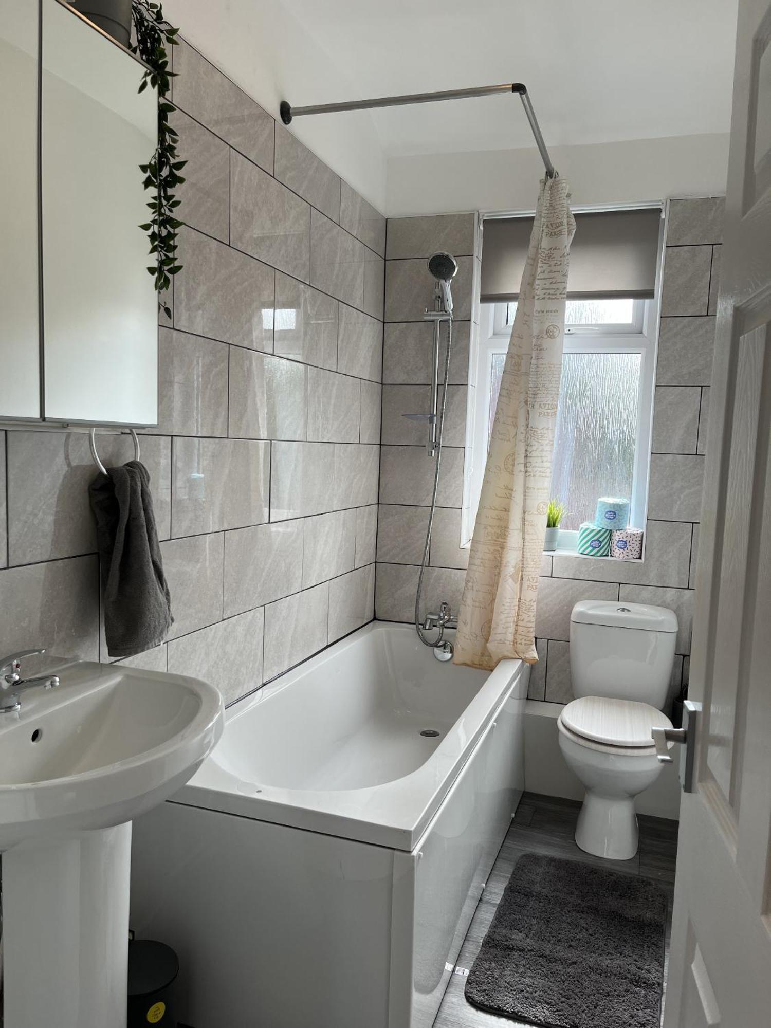 Modernised Central Wigan Townhouse Sleeps Up To 6 Екстер'єр фото